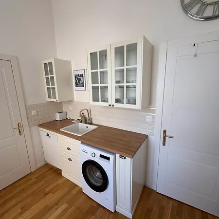 Cozy Flat In The Heart Of Prag
