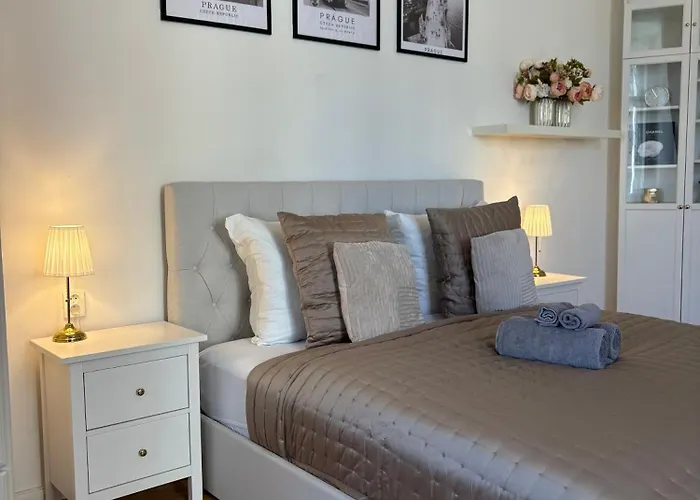 Cozy Flat In The Heart Of * براغ