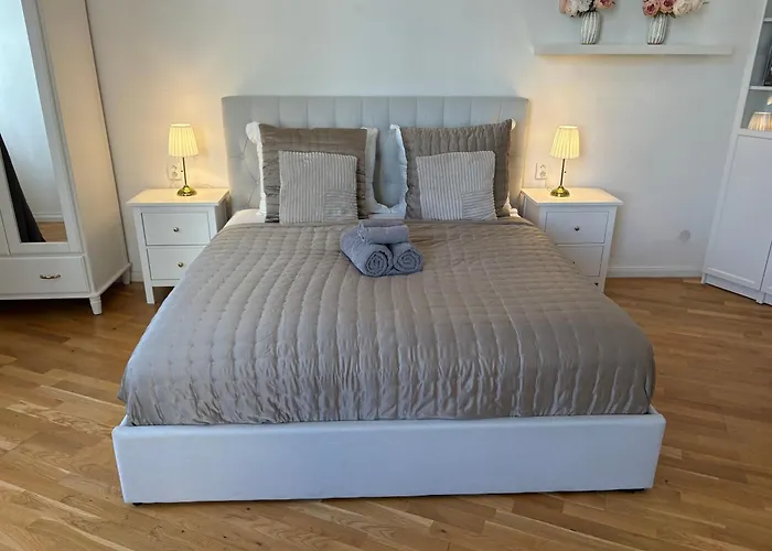 Cozy Flat In The Heart Of * براغ
