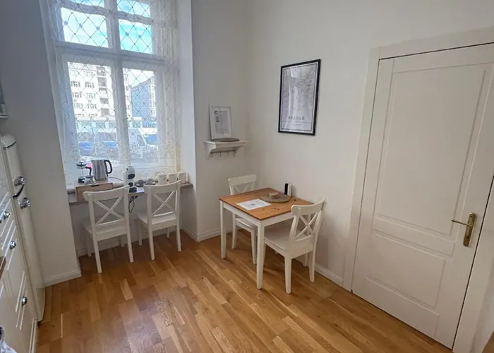 شقة Cozy Flat In The Heart Of